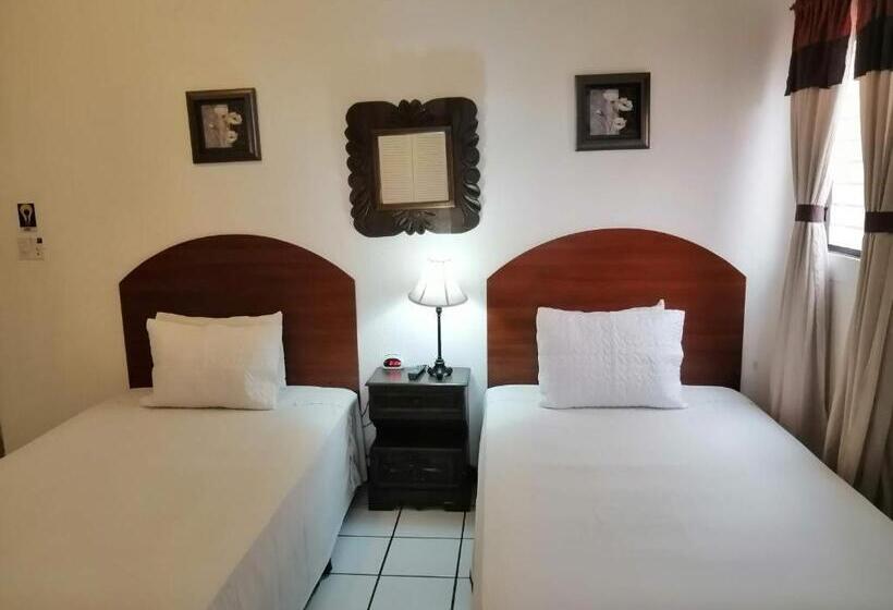 חדר סטנדרט לשלושה, Novohostal B&b