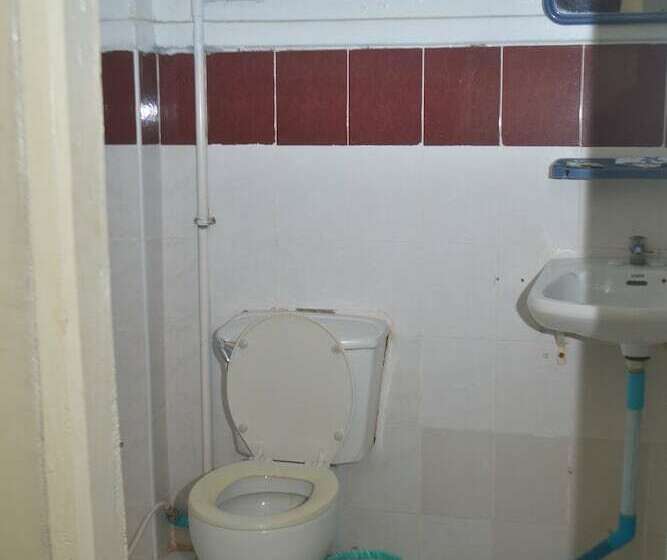 اتاق استاندارد, Smile Motel