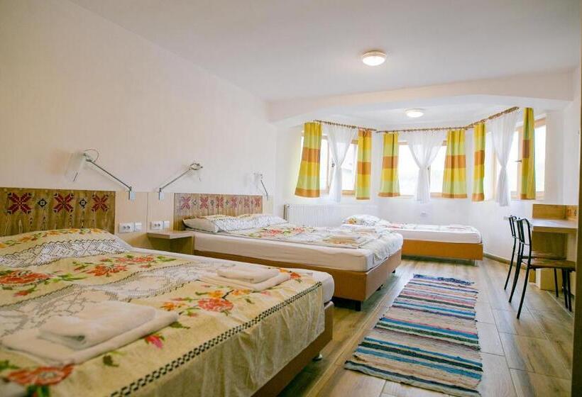 חדר קלאסי לארבעה, Aria