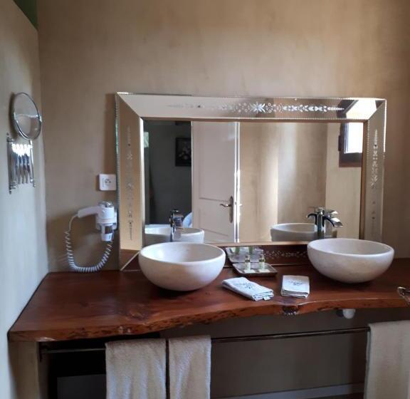 디럭스 룸, Mas Saint Joseph