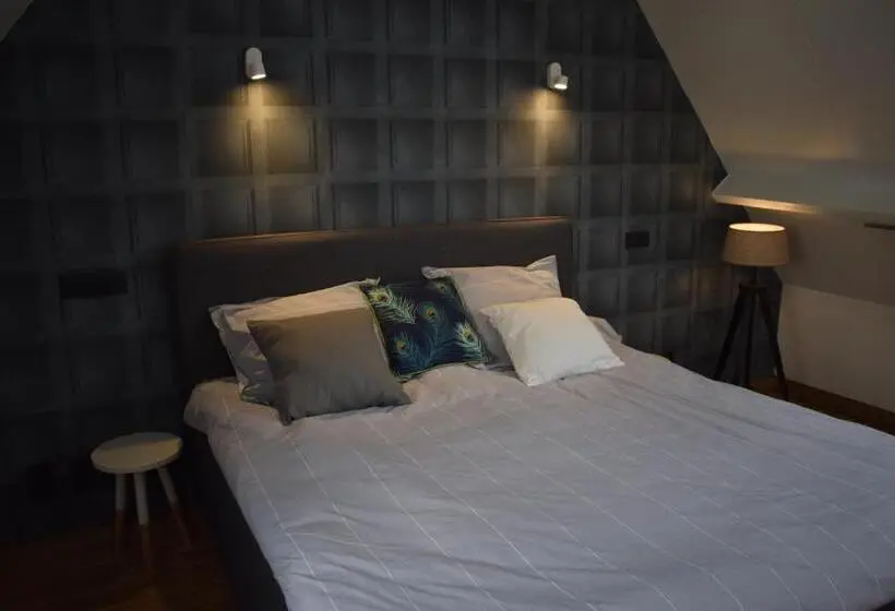 デラックスルーム, De Pauw B&b
