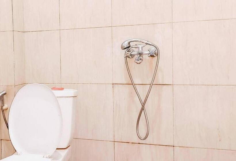 Номер Стандарт, Richmond Guest House Cirebon Redpartner
