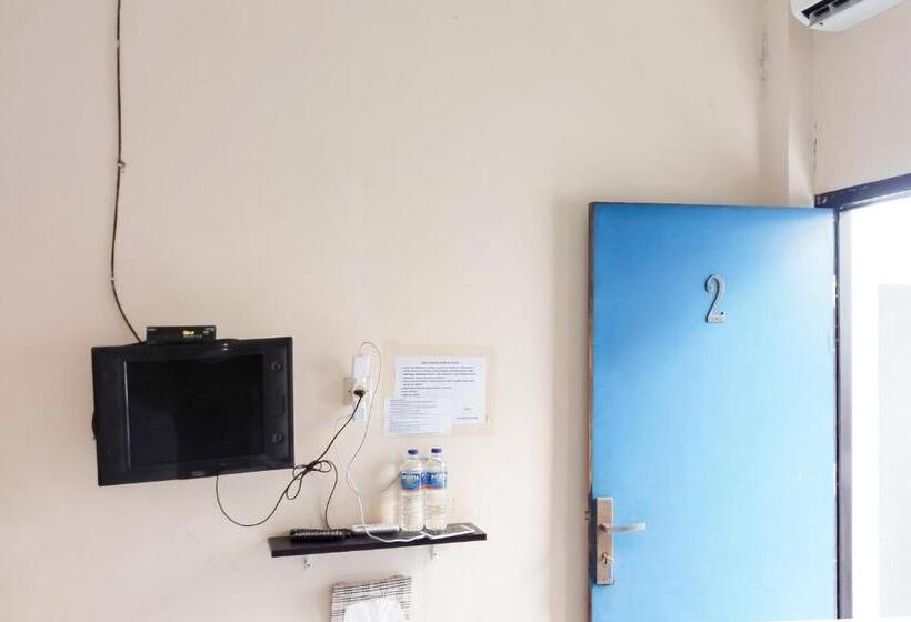 غرفة قياسية, Richmond Guest House Cirebon Redpartner