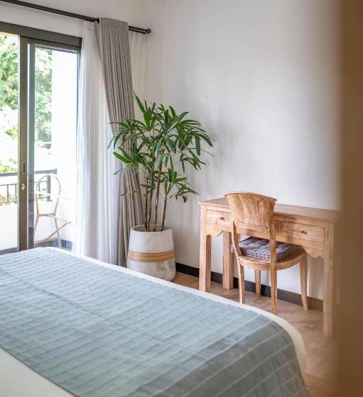 标准工作室带阳台, Gajahmina Guesthouse