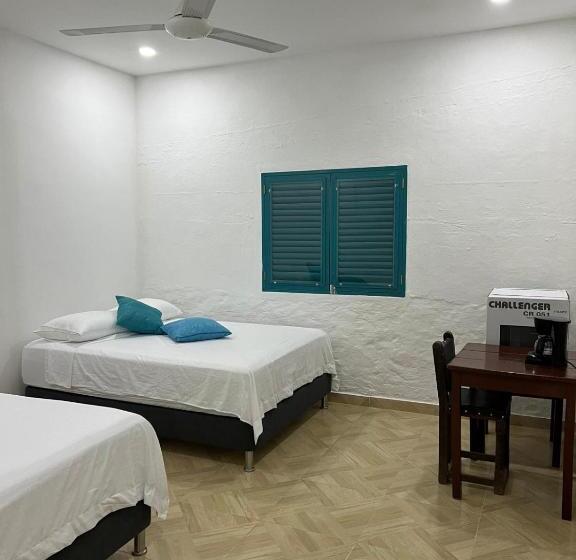 家庭间, Plaza Blanca