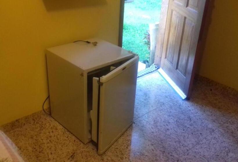 Люкс Повышенной Комфортности, Sítio E Pousada Recanto Dos Ipês