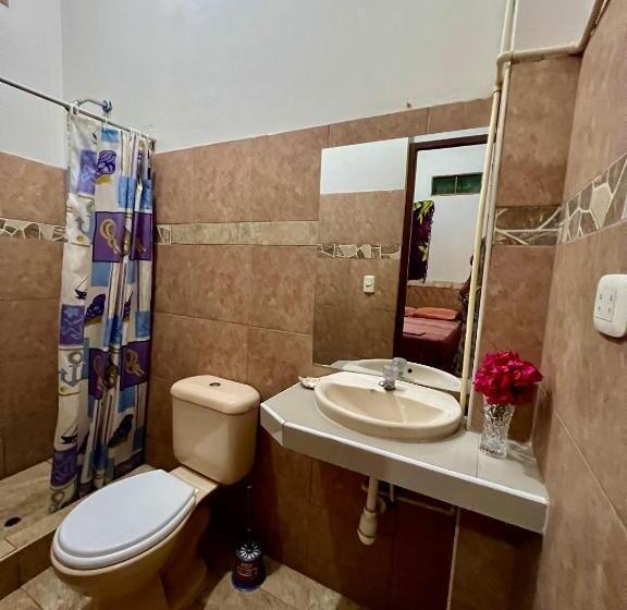 اتاق استاندارد سه نفره, Stone House Mancora