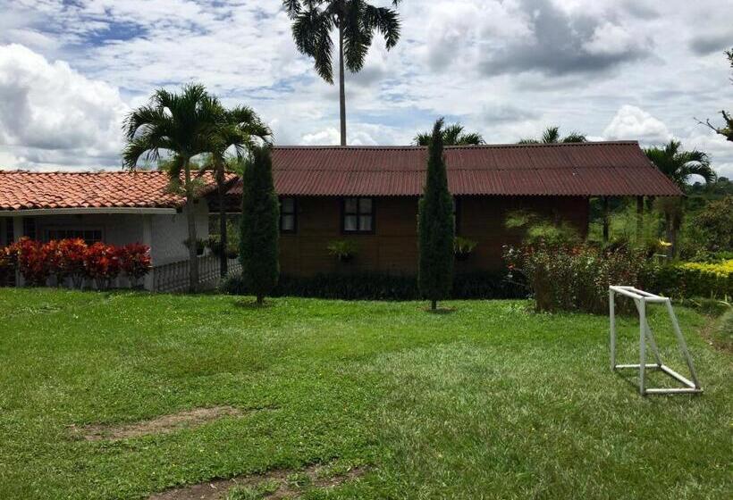 家庭间, Finca La Bella