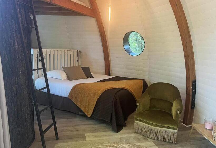 בקתת חדר, Les Galants