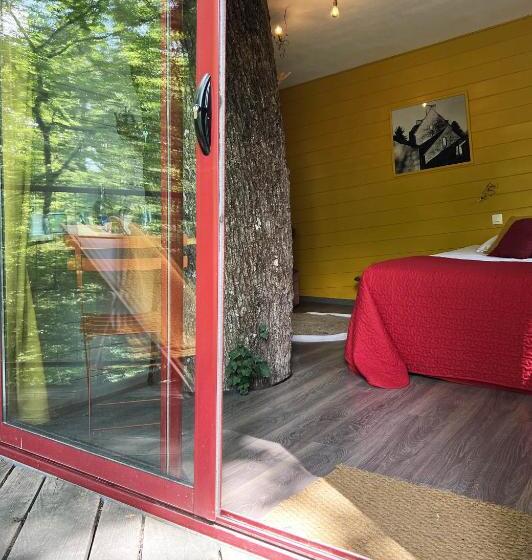 منزل غرفة نوم واحدة, Les Galants