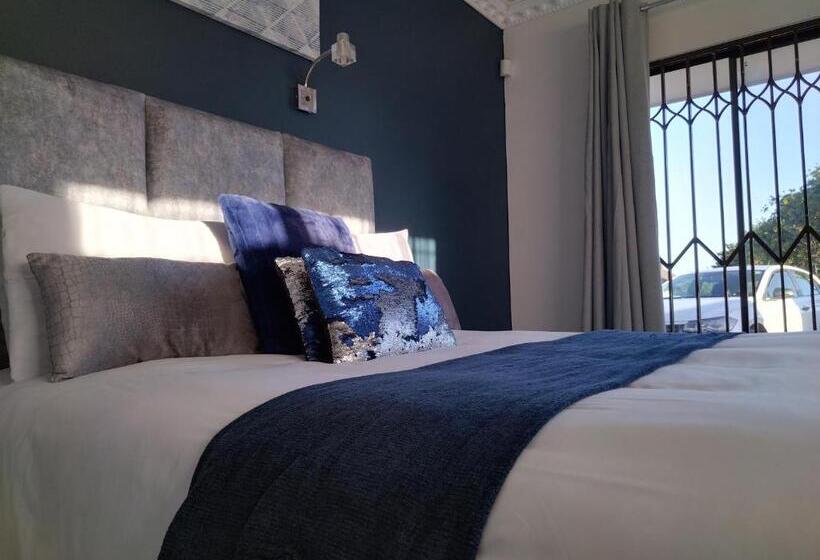 اتاق اکونومی, Mavi Guest House