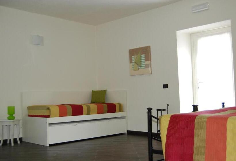 غرفة قياسية ثلاثية, Agriturismo Lucchettiferrari