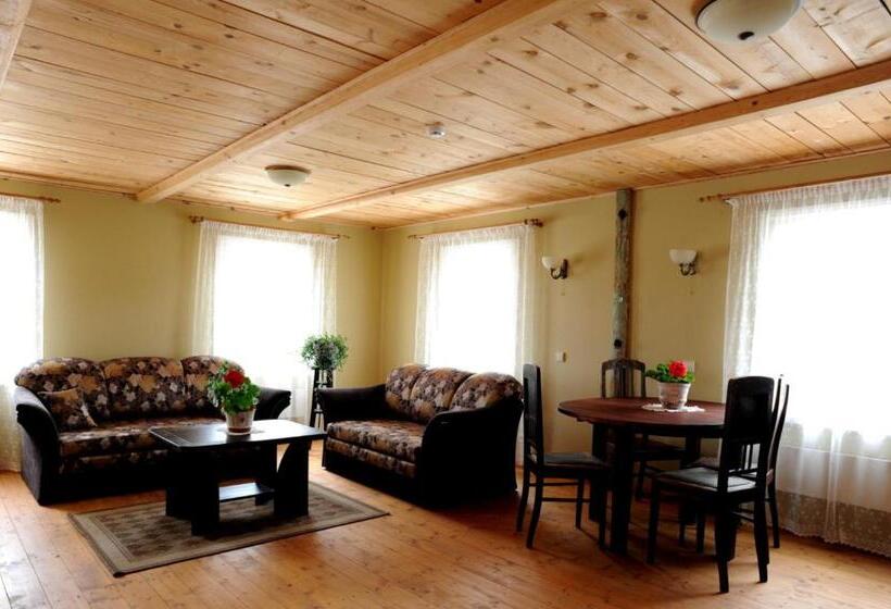 خانه 1 خوابه, Stay At Lithuanian Folk Museum