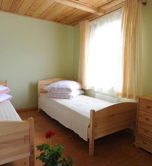 اتاق استاندارد, Stay At Lithuanian Folk Museum