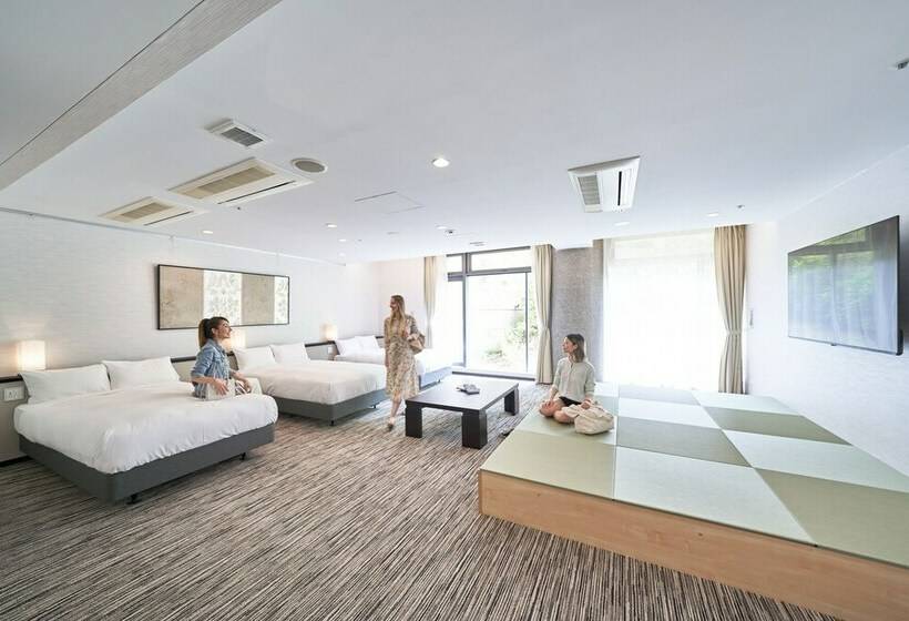 디럭스 패밀리 룸, Webase Kamakura