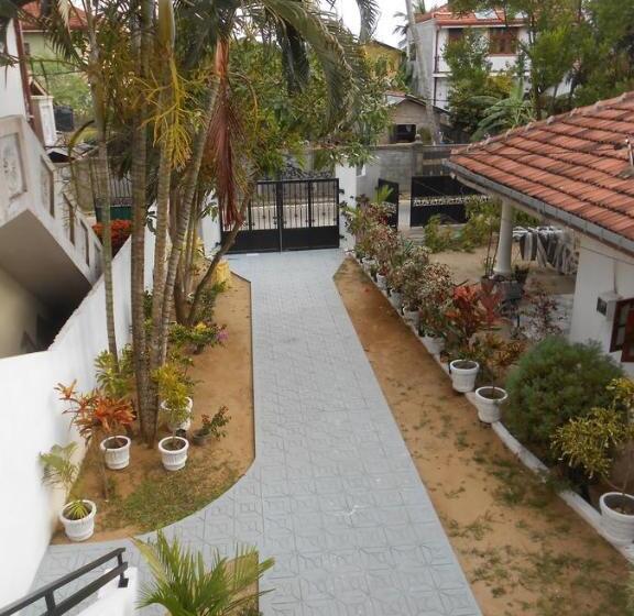 آپارتمان 1 خوابه, Villa Rodrigo