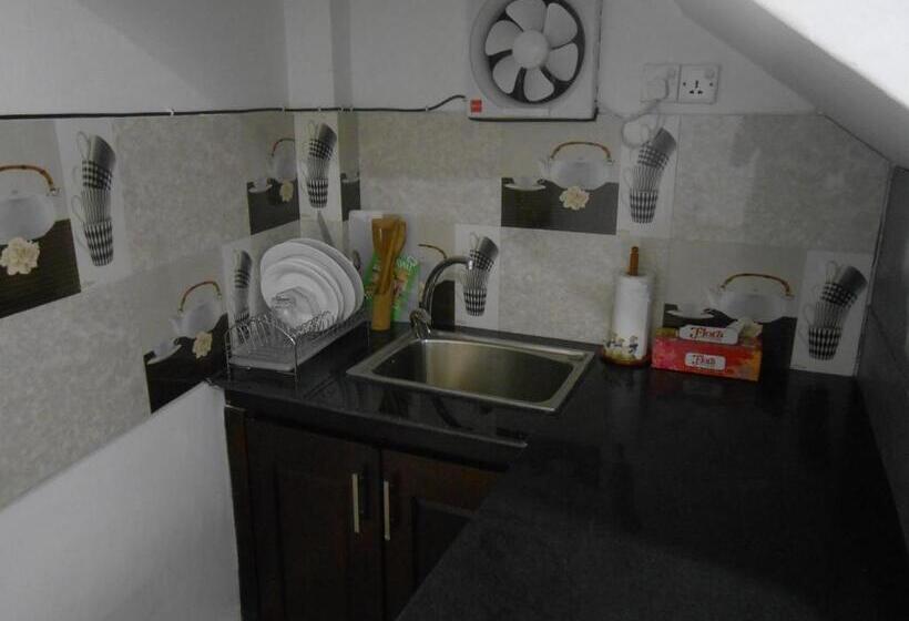 شقة غرفة واحدة, Villa Rodrigo