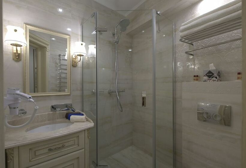 اتاق اکونومی, Chevalier Hotel & Spa