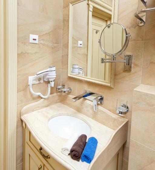 Люкс Кровать Кинг, Chevalier Hotel & Spa