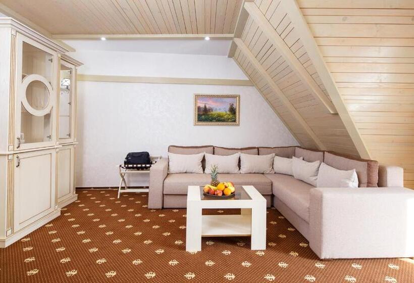 سوئیت با تخت بزرگ, Chevalier Hotel & Spa