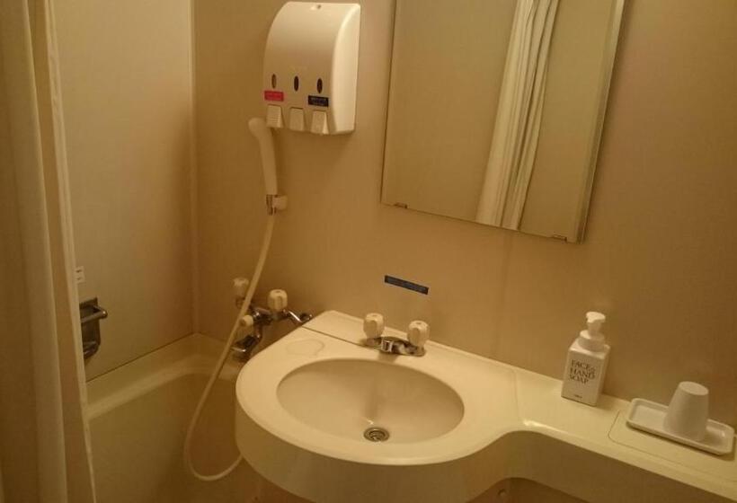 חדר בסיסי מיטה זוגית, Crown Hills Sagamihara