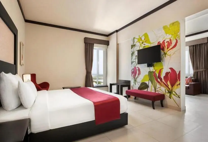 سوییت لوکس, Ramada By Wyndham Karachi Creek