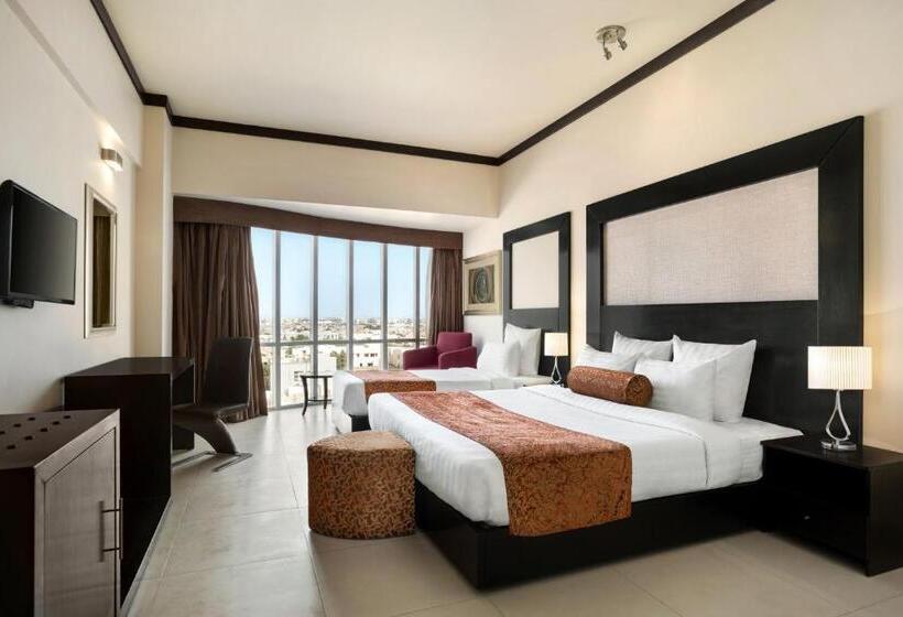 اتاق اجرایی, Ramada By Wyndham Karachi Creek