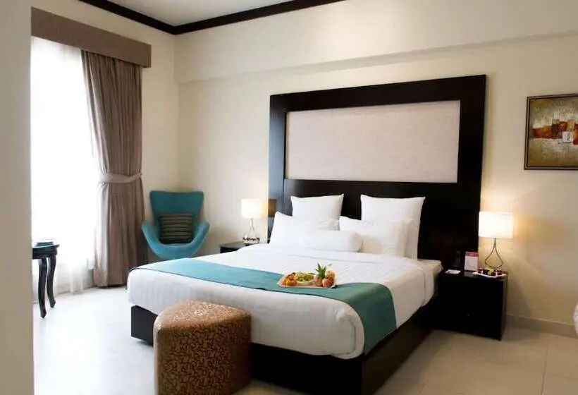 اتاق لوکس, Ramada By Wyndham Karachi Creek