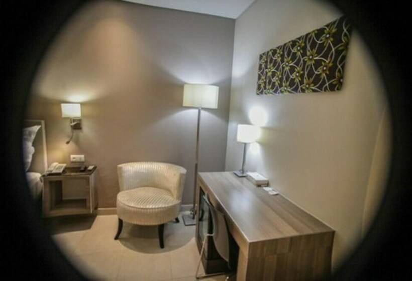 اتاق استاندارد, Selton