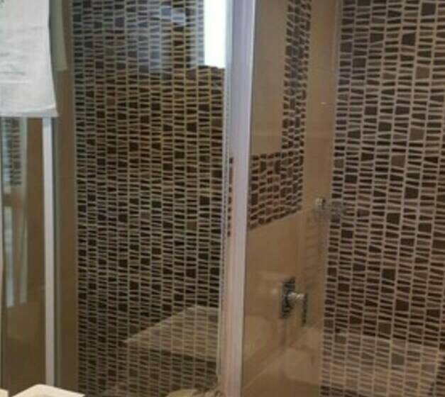 اتاق استاندارد, Selton