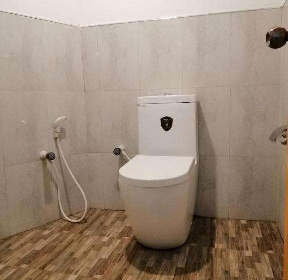 اتاق لوکس خانوادگی, Sudunelum Holiday Resort