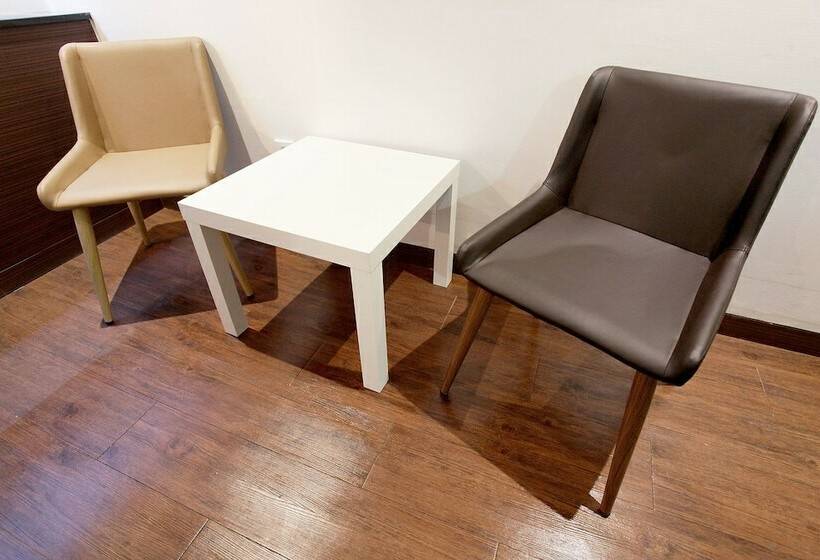 Quarto Deluxe, The Ace