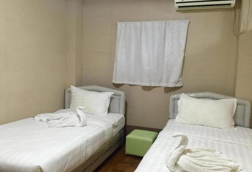 اتاق استاندارد, Pandora Motel