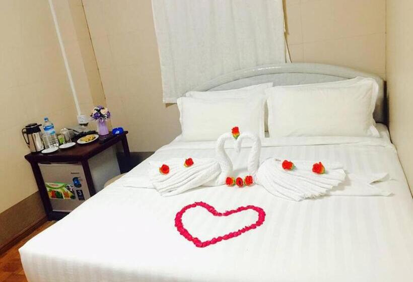 اتاق سوپریور, Pandora Motel