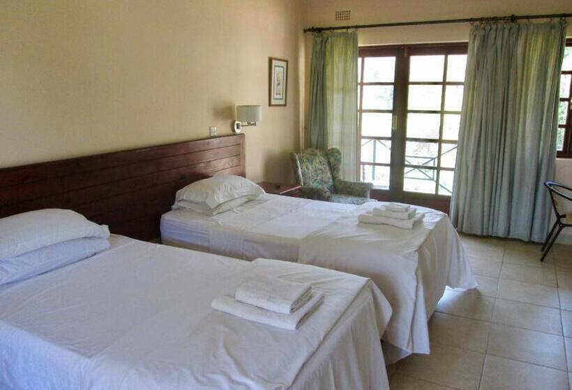 اتاق استاندارد با بالکن, 12 Fleetwood