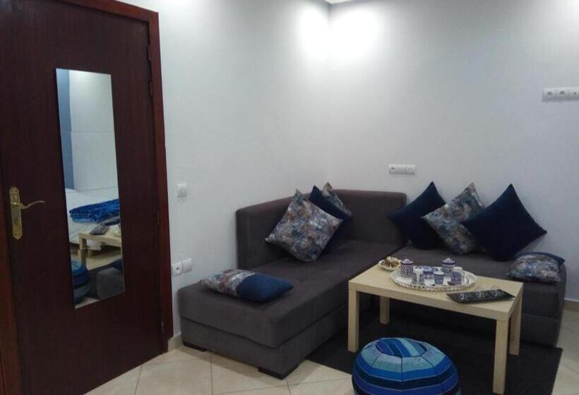 اتاق استاندارد, Studios Taha