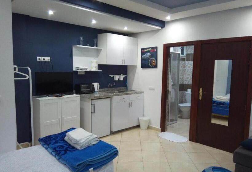 اتاق استاندارد, Studios Taha