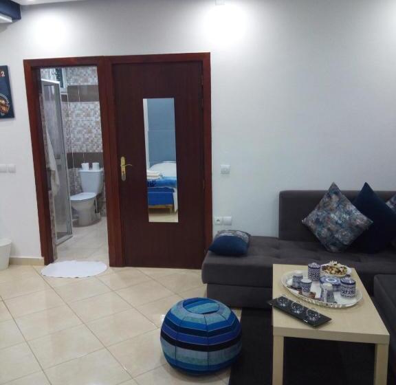 اتاق استاندارد, Studios Taha