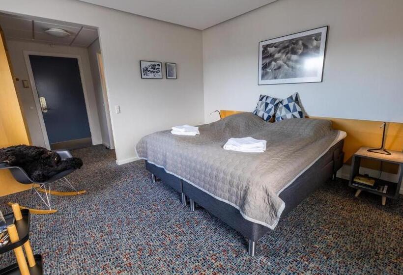 اتاق لوکس, Søma Nuuk