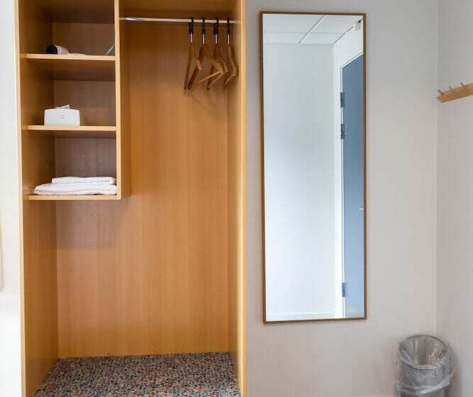 اتاق لوکس, Søma Nuuk