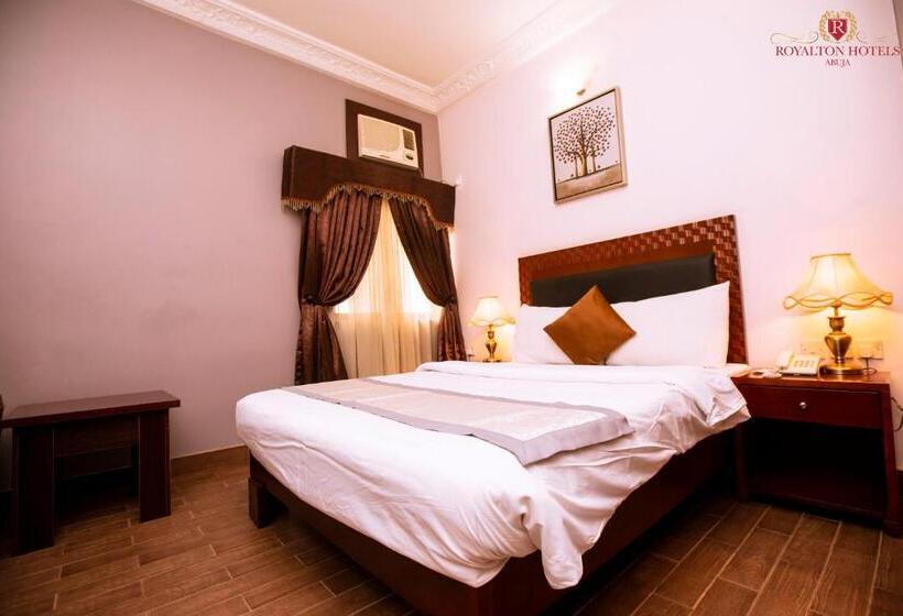 سوییت لوکس, Royalton Hotels Abuja