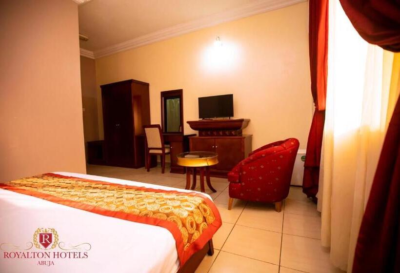 سوییت اجرایی, Royalton Hotels Abuja