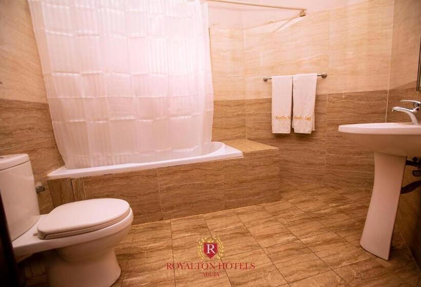 سوییت اجرایی, Royalton Hotels Abuja