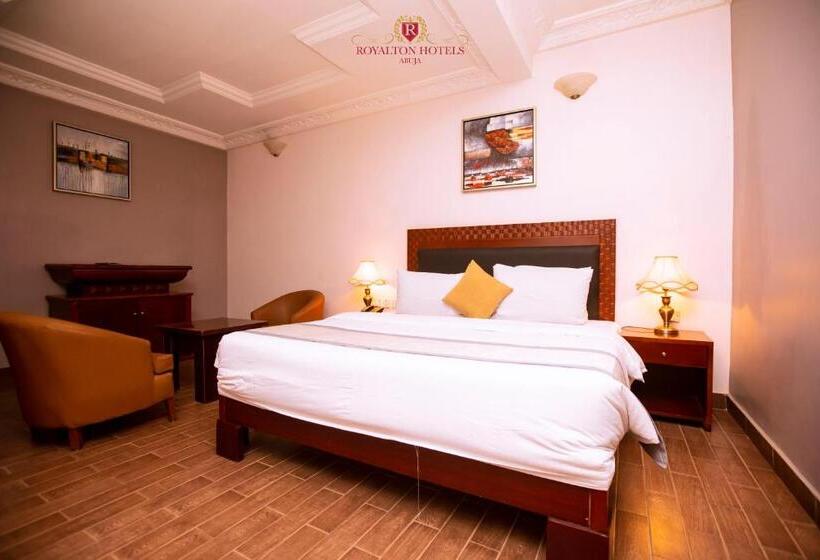 سوییت اجرایی, Royalton Hotels Abuja