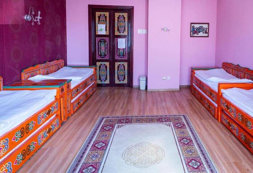 Cama en Habitación Compartida, Lotus Guesthouse