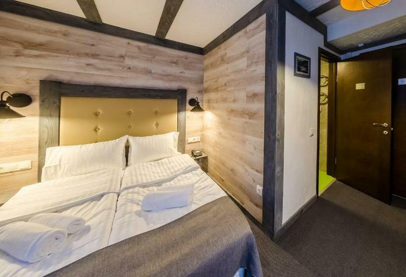 اتاق استاندارد با چشمانداز, Chalet Crepdechine