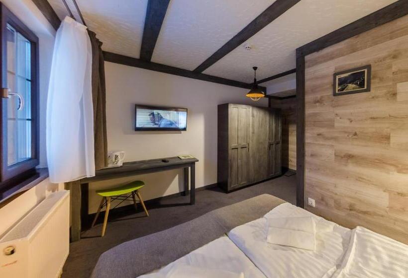 اتاق استاندارد با چشمانداز, Chalet Crepdechine