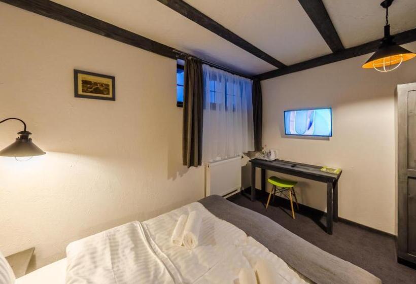 اتاق استاندارد, Chalet Crepdechine