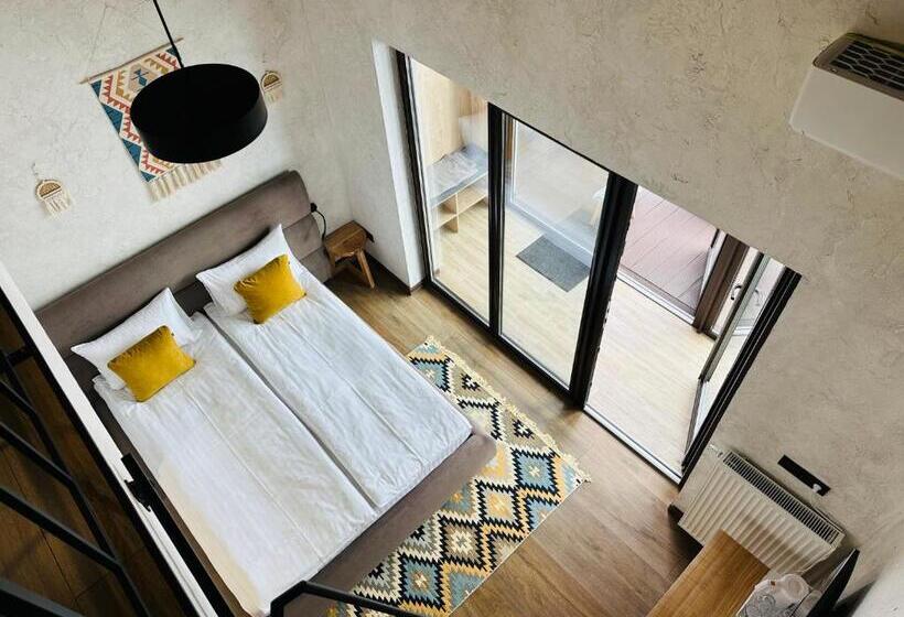 家庭山景房, Chalet Crepdechine