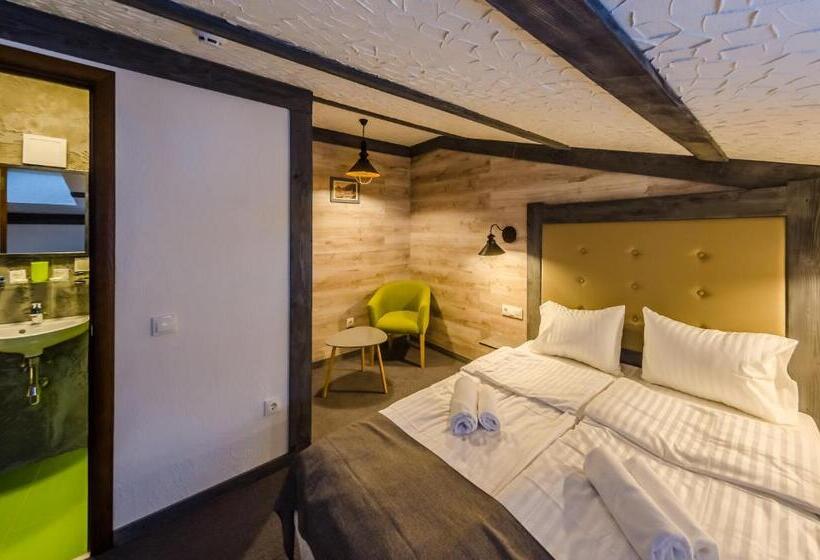 标准三人间, Chalet Crepdechine